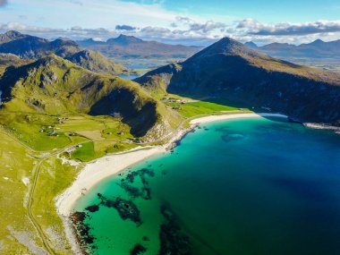 Norveç'te Bleik yakınlarındaki Matind Dağı'ndan drone manzaraları