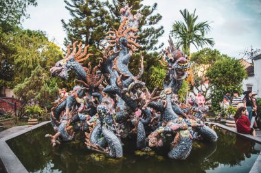 Hoi Orta Vietnam'da Bir sokaklar ve Kanallar