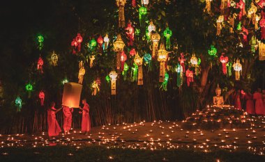 Fenerler festivali, Tayland Chiang Mai Yee Peng ve Loy Khratong