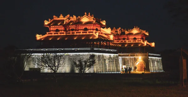 Hue císařského paláce a královské hrobky ve Vietnamu — Stock fotografie