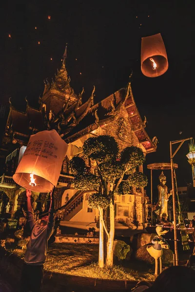 Fenerler festivali, Tayland Chiang Mai Yee Peng ve Loy Khratong