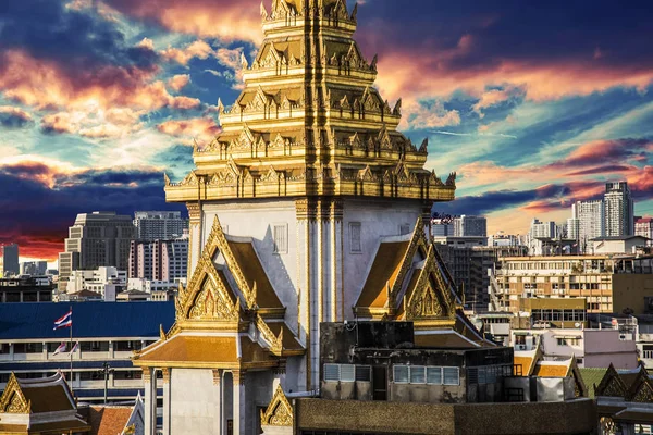 Goldener Buddha-Tempel in Bangkok in Thailand — Stockfoto