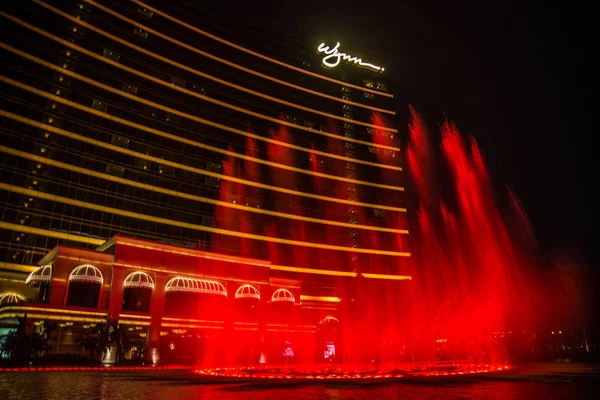 Gece Macau sokak manzarası ve kumarhaneleri