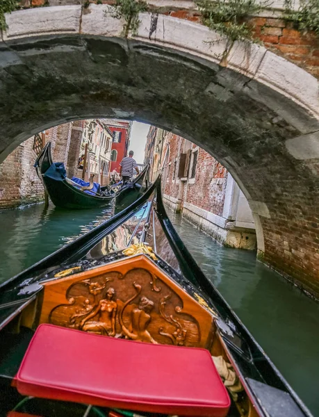 Vue sur les rues et les canaux de Venise Italie — Photo