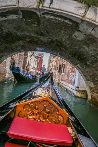 Vue sur les rues et les canaux de Venise Italie — Photo