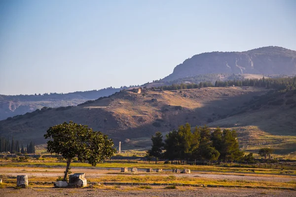 Türkiye Hierapolis'te Pamukkale havuz terasları
