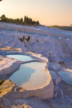 Türkiye Hierapolis'te Pamukkale havuz terasları