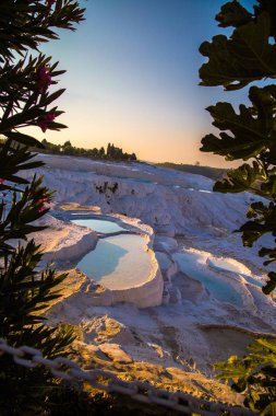 Türkiye Hierapolis'te Pamukkale havuz terasları