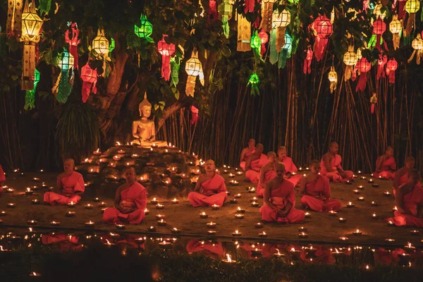 Lanterns festival, Yee Peng and Loy Khratong in Chiang Mai, Thailand — Stock Photo, Image