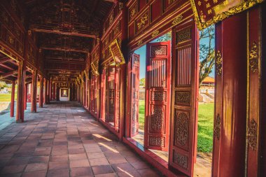 Hue imparatorluk sarayı ve Vietnam Kraliyet Mezarları