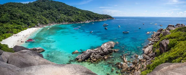 Tayland, plaj ve yukarıdan Similan ada manzarası