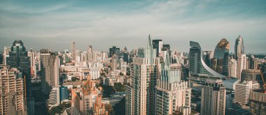 Petchaburi ve Merkez Büyükelçiliği Ploenchit, Bangkok, Tayland manzaralı