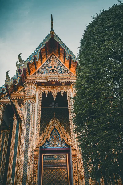 Wat Ratchabophit Sathitmahasimaram temple в Бангкоке, старый город, Таиланд — стоковое фото