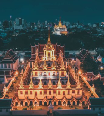 Tayland 'ın Bangkok kentindeki Loha Prasat tapınağının havadan görünüşü