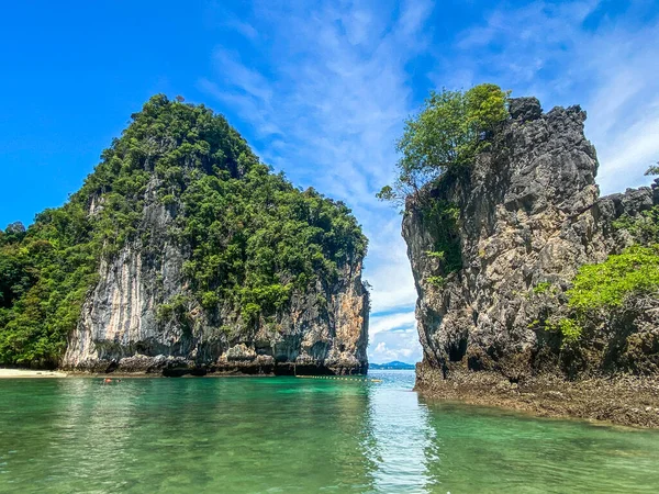 Playa del paraíso de Koh Hong, isla en el mar de Andamán entre Phuket y Krabi Tailandia — Foto de Stock