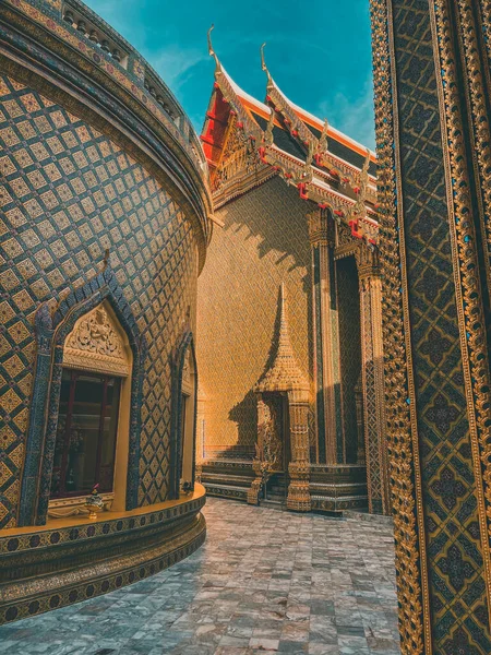 Wat Benchamabophit, the marble temple, in Bangkok, Old Town, Thailand — Stock Photo, Image