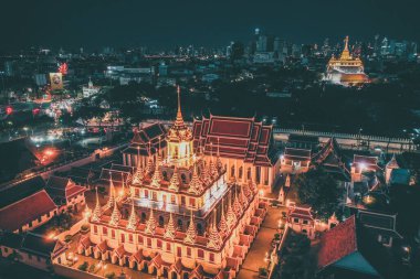 Tayland 'ın Bangkok kentindeki Loha Prasat tapınağının havadan görünüşü