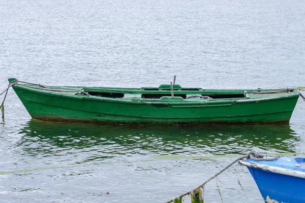 Trä Fiskebåtar Förtöjda — Stockfoto