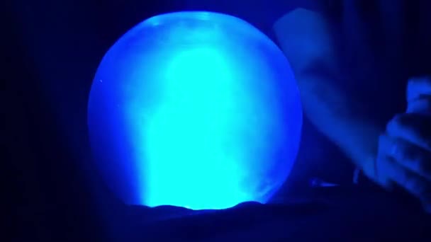 Sphère Verre Brillant Pour Prédictions Close — Video