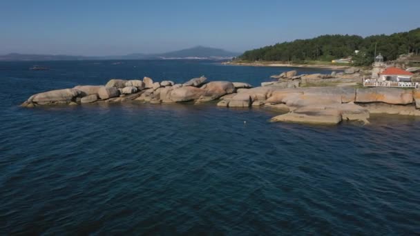 Farol Penhasco Ilha Arousa Galiza Espanha — Vídeo de Stock
