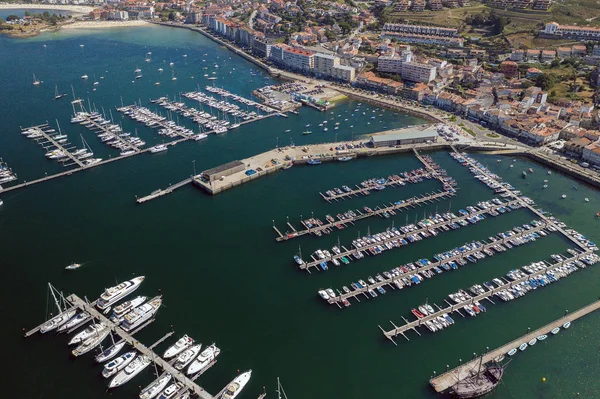 limanda beyaz Yelkenli Yatlar, üst görünüm