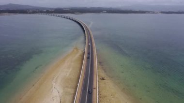  drone 4k video deniz Körfezi görünümü üzerinde köprü