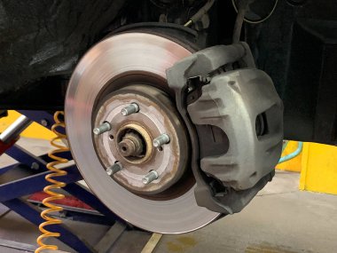 araba fren diski yakın çekim