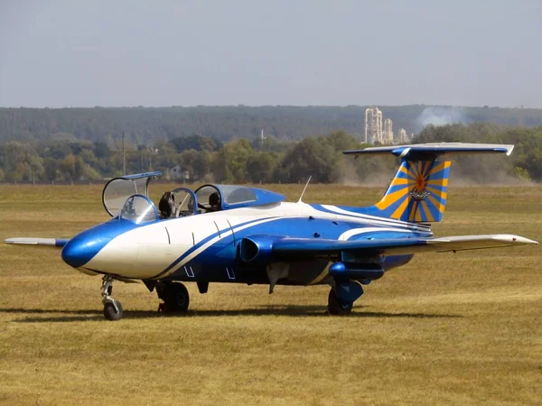 Kharkiv, Ukraina 09.01.2019. flygplan vid Aviafest-festivalen. Foto — Stockfoto