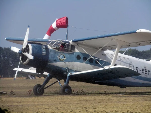 Kharkiv, Ucrania 09.01.2019. aviones en el festival Aviafest. foto — Foto de Stock