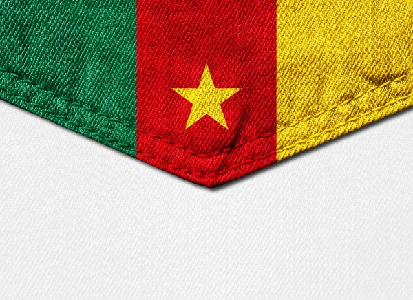 Kamerun Flagge Aus Stoff Mit Kopierraum Für Ihren Text Oder — Stockfoto