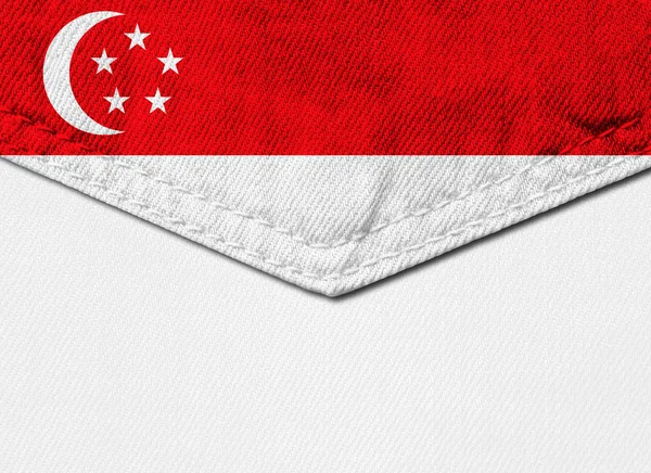 Сингапурский Флаг Ткани Копировальным Пространством Текста Изображений Белым Фоном — стоковое фото