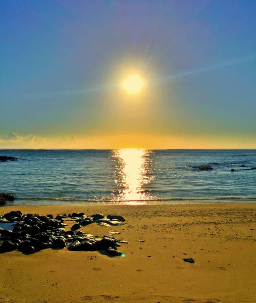 Deniz güneşli bir günde, Mauritius