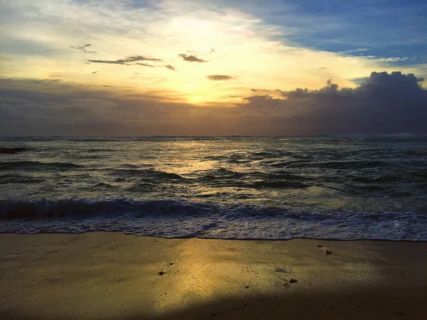 Beachfront Mauritius, cennet kısa bir bakış