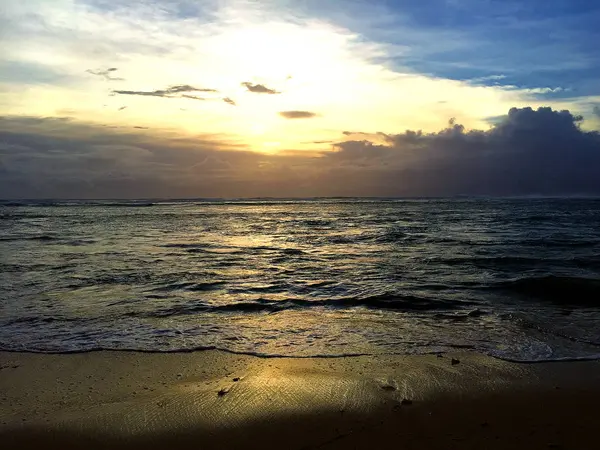 Beachfront Mauritius, cennet kısa bir bakış