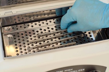 Mini yüksek sıcaklık sterelizer. Tıbbi ekipman sağlık.