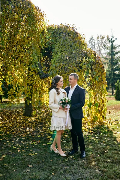 Couple Love Close Portrait Young Male Woman Just Married Concept — Stock Photo, Image