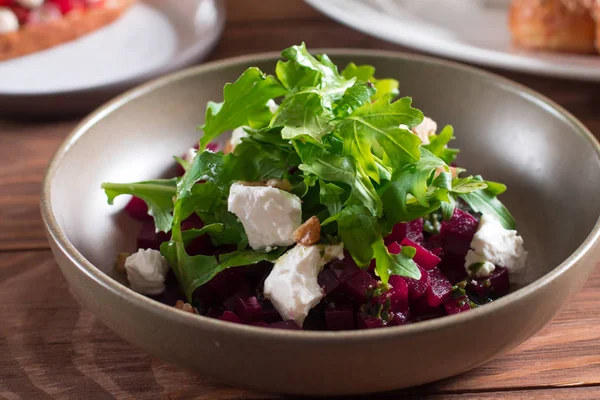 Beetroot Salad Blue Cheese Arugula Walnut Plate Wooden Background — Stock Photo, Image