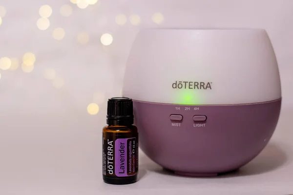 Doterra Royalty-Free Images, Stock Photos & Pictures