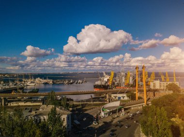 Odessa Ukrayna deniz liman çalışma. Doğu Avrupa. Hava dron fotoğraf