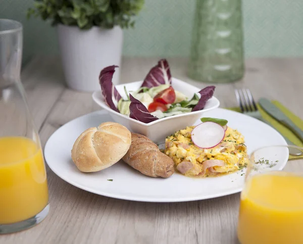 Breakfast, English breakfast, Food and Drink, Fried egg, Roll, Salad, Wellness, eggs, Food and Drink, foodphotography, Freshness, gastronomy, ham&eggs, healthy eating, orange juice, ready-to-eat, scrambled eggs, scrambledeggs, tomato, wellbeing,