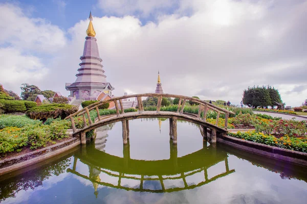 Due Pagoda Thailandia — Foto Stock