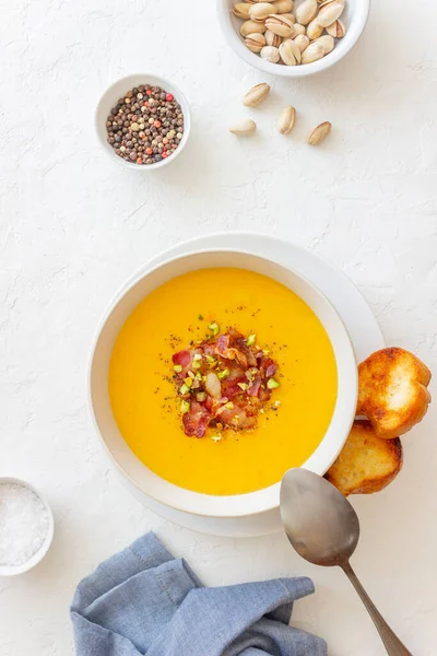 Сырный Сливочный Суп Беконом Фисташками Здоровое Питание Рецепт — стоковое фото