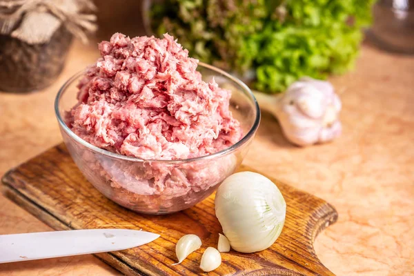 Minced pork in a glass bowl — Stock Photo, Image