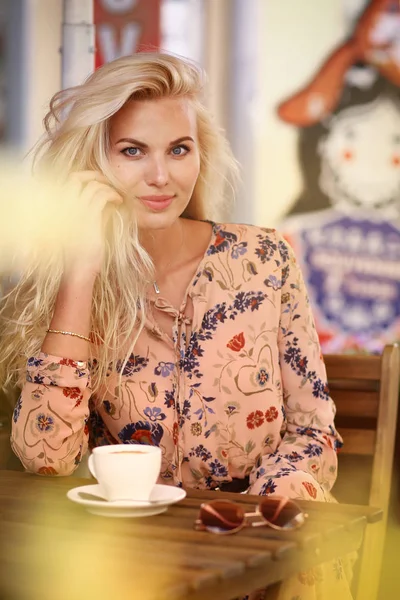 Blond Woman Lunch Break Sit Summer Outdoor Cafe Cup Coffee — Stock Photo, Image