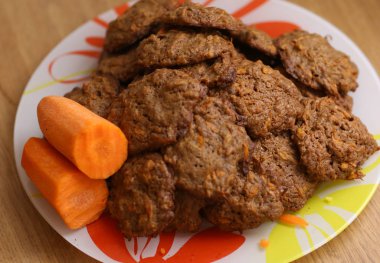 Havuçlu kurabiye plaka çiğ havuç adet kadar fotoğraf kapatmak