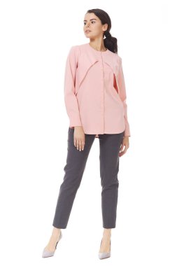 genç kafkas iş kadını yönetici rahat bombacı poz