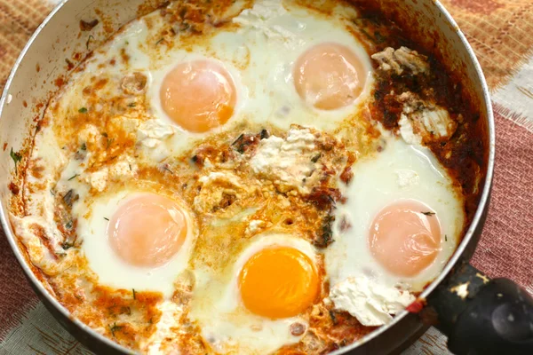 Shakshuka Uovo Cuoco Con Pomodoro Cipolla Aglio Pepe Rosso Spezie — Foto Stock