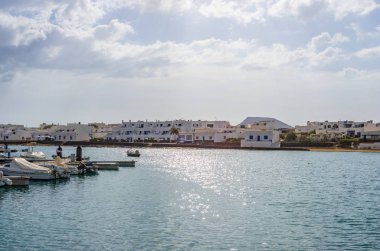 La Graciosa adasındacaleta de Sebo limanı