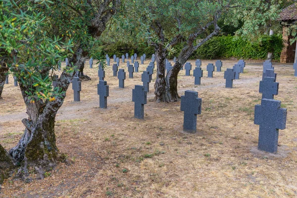 쿠아코스 드 유스테의 군사 묘지 — 스톡 사진