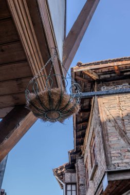 Eski şehrin en ünlü eyaletinin başkentindeki antik ahşap ev.